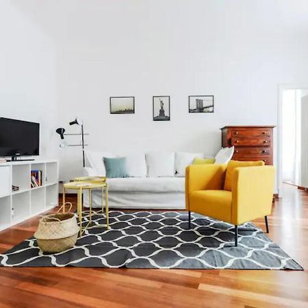 Pagano & Cenacolo Bright Apartment Milan Extérieur photo