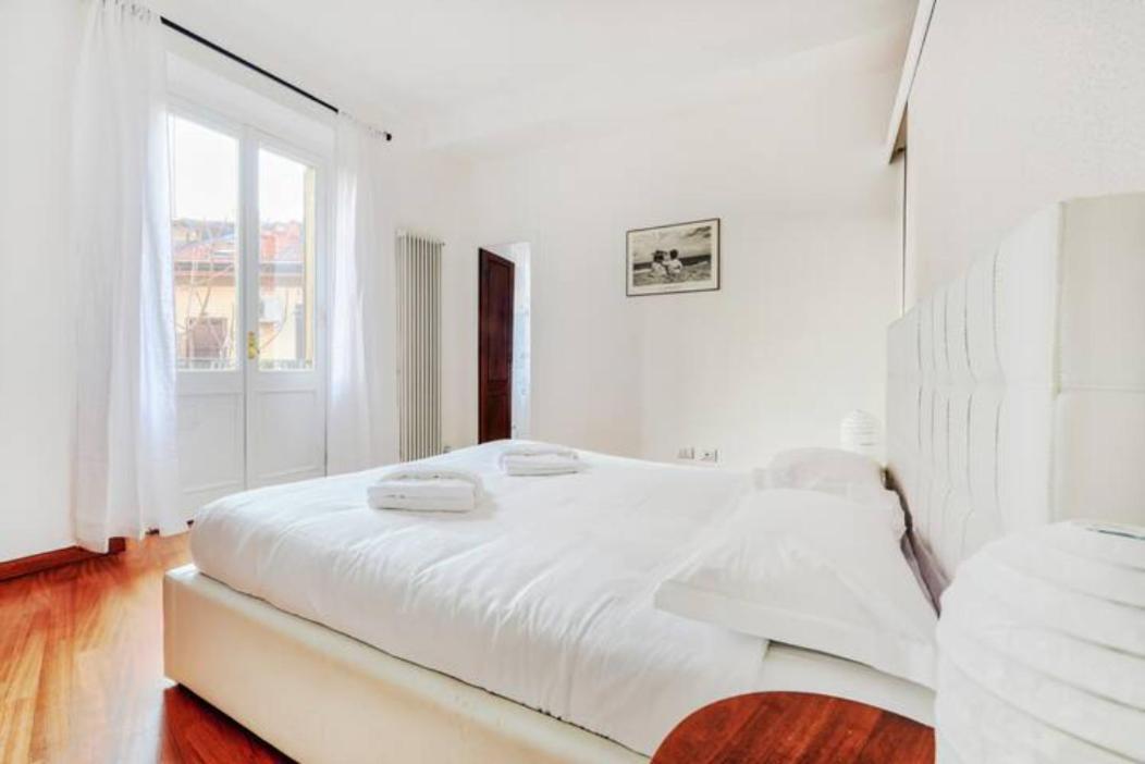 Pagano & Cenacolo Bright Apartment Milan Extérieur photo