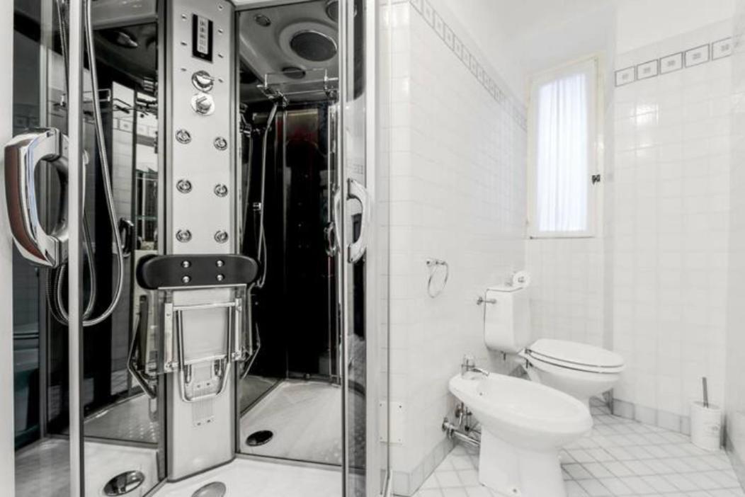 Pagano & Cenacolo Bright Apartment Milan Extérieur photo
